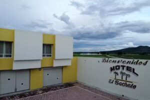 Motel El Secreto