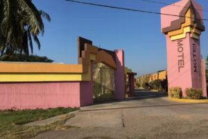 Motel Ensue&ntilde;o