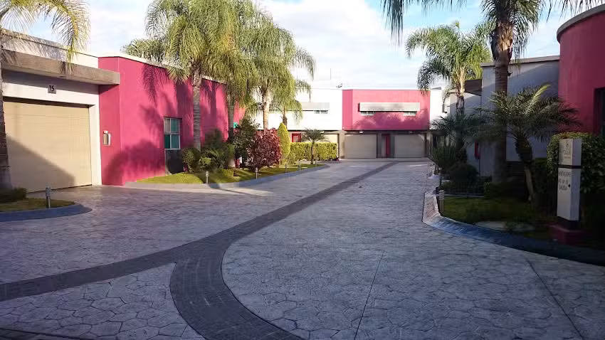 Motel Gaudi Suites & Villas