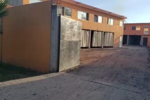 Motel los clavelitos