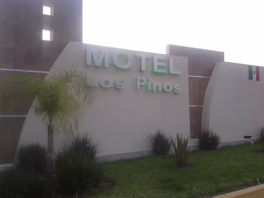 Motel Los Pinos
