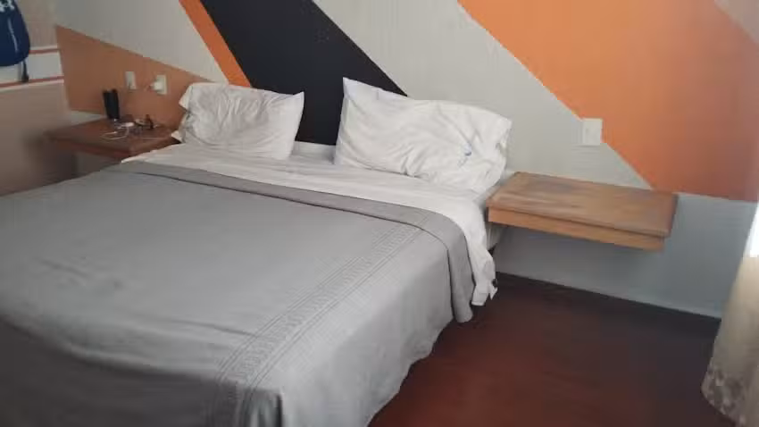 Motel Para&iacute;so