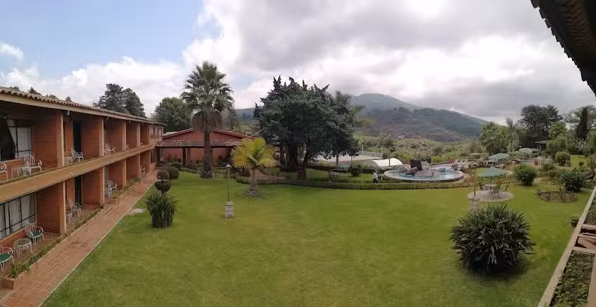 Motel Pie De La Sierra