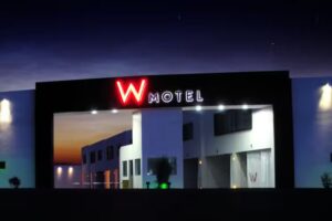 Motel W