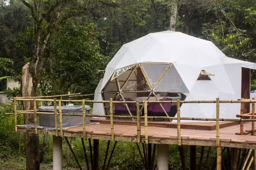 Natura Glamping Briones