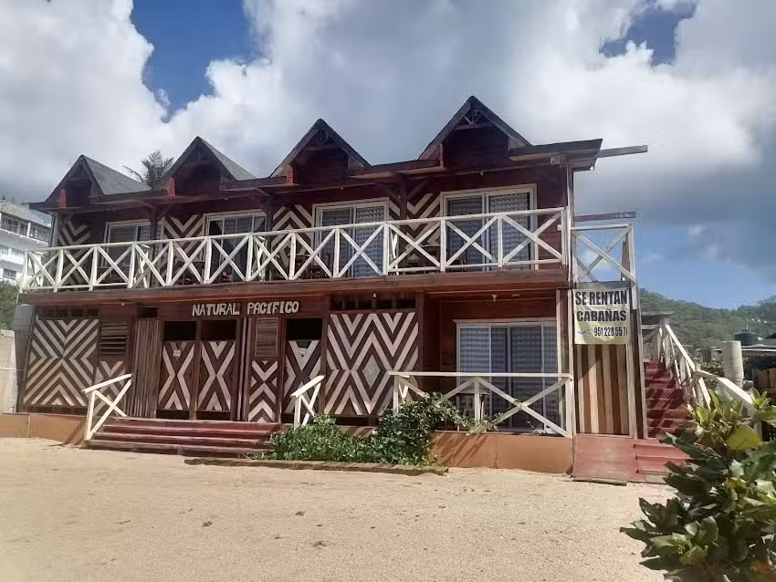 Natural Pac&iacute;fico Caba&ntilde;as