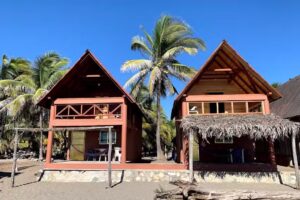 NEXPA SURF CABAÑAS MAR DE NOCHE