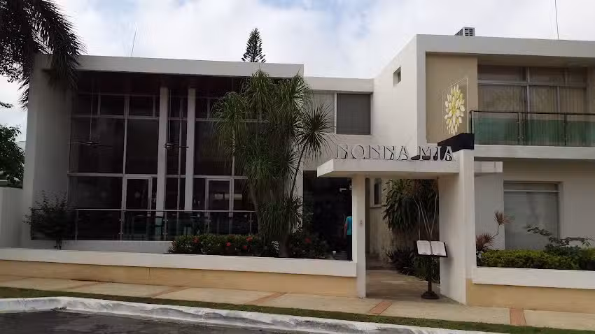 Nonna Mia Restaurante & Hotel