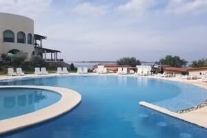 Nuevo Hotel Cuchillo Lake Inn