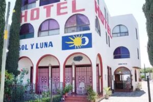Nuevo Hotel Sol y Luna