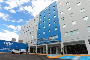 One Guadalajara Perif&eacute;rico Poniente