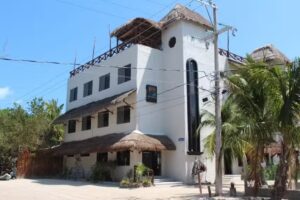 Paradise Palms Hotel