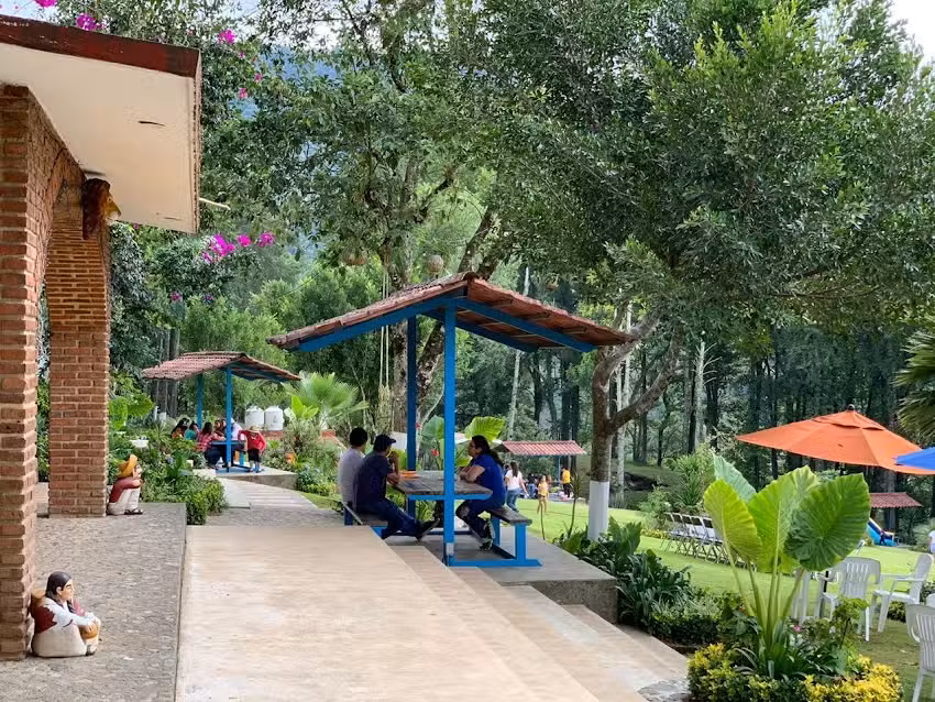 PARQUE ECOTUR&Iacute;STICO SANTA ELENA