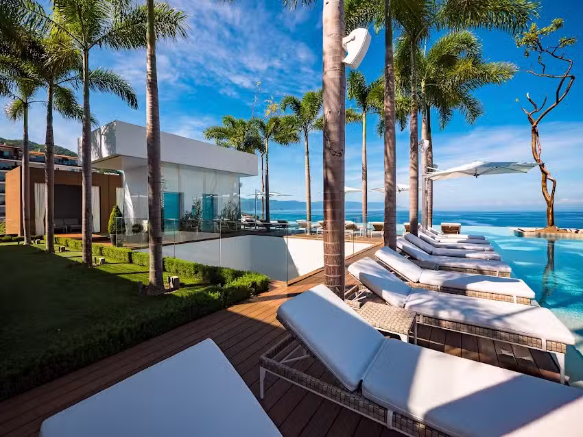 Pier 57 Vacation Rental