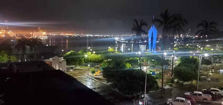 Playa Azul Renta de Cuartos