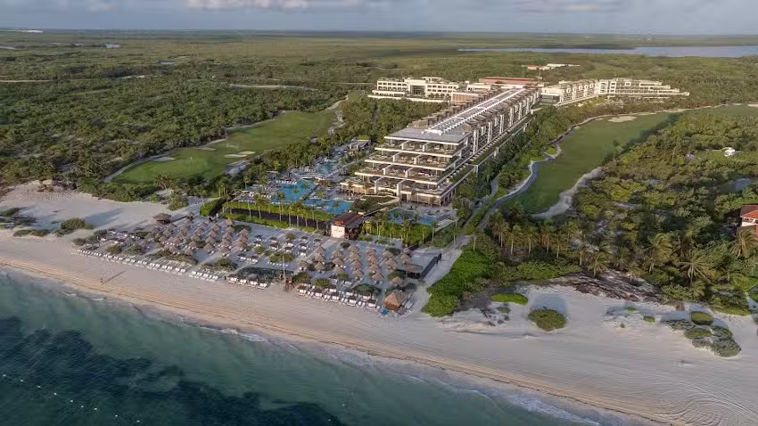 Playa Mujeres Complex