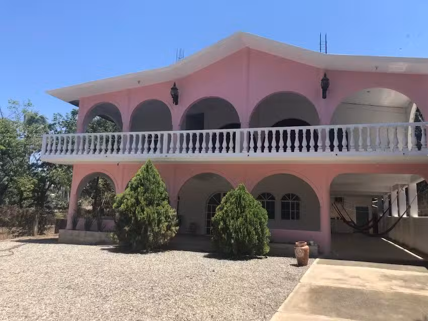 Posada los tulipanes