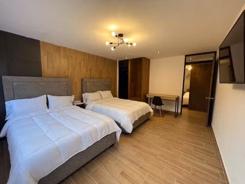 Posh Polanco Stay TV y Escritorios cada habitaci&oacute;n