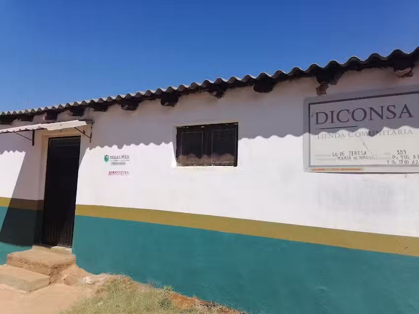 Puerta de pericos (Tlachichilco) area de proteccion hidrologica Sierra del Aguila Mpio de Etzatlan