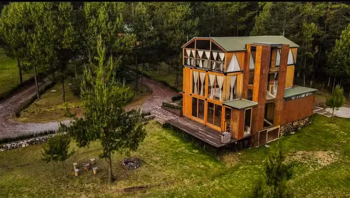 Punta Frontera entre el Cielo y la Tierra