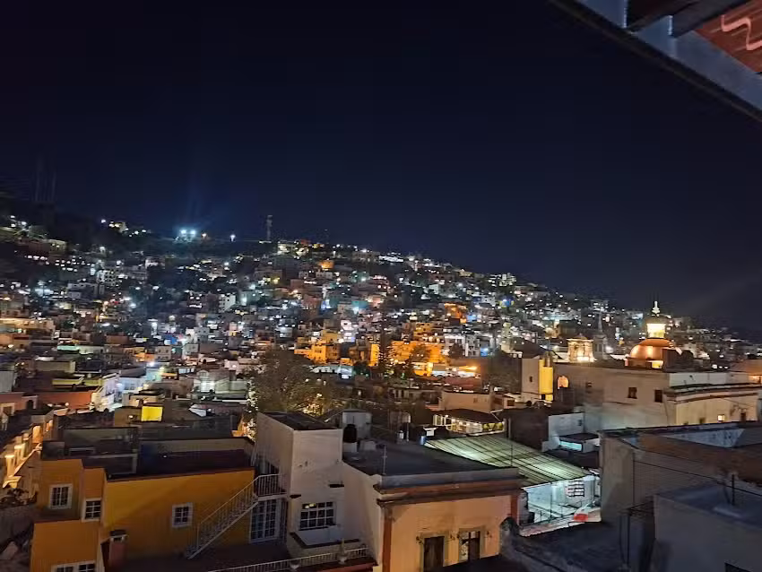 Quijote loft Rentals