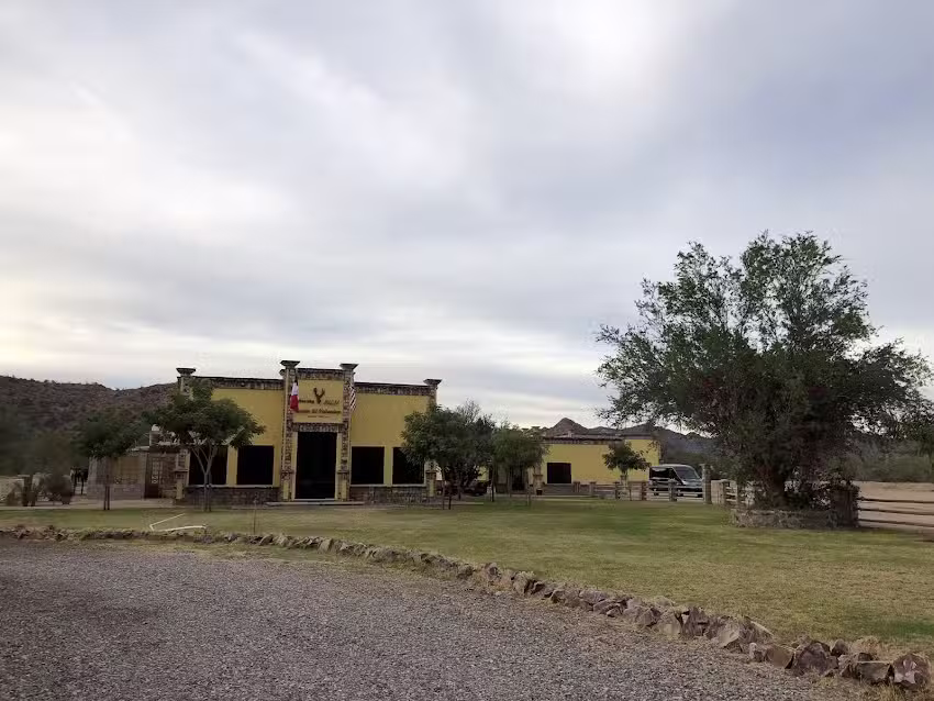 Rancho El Volteadero Lodge