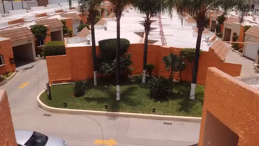 Real Hacienda Auto Hotel