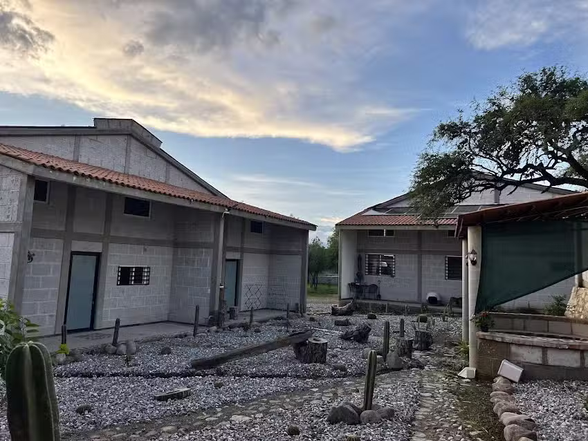 Restaurante y Caba&ntilde;as Can&eacute;