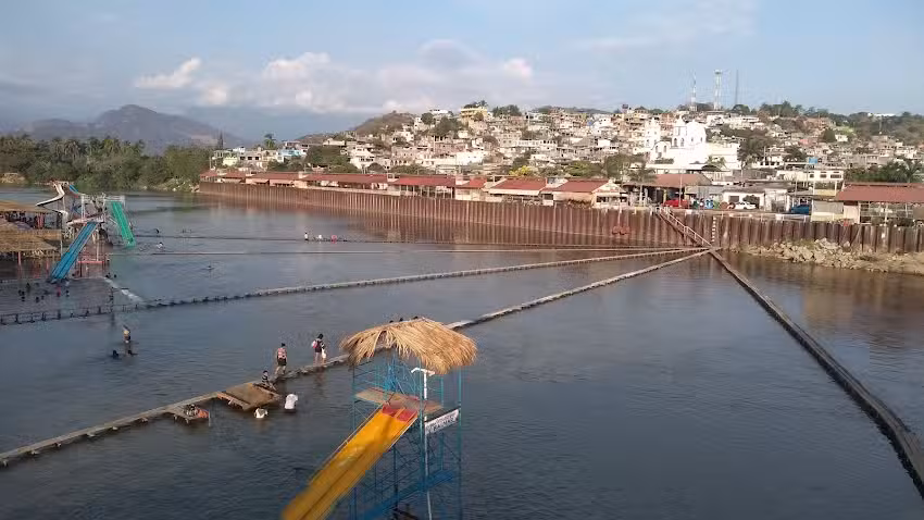 R&iacute;o, Coyuca de Ben&iacute;tez