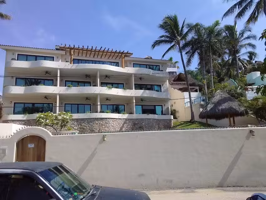 Sayulita Beach House Hotel