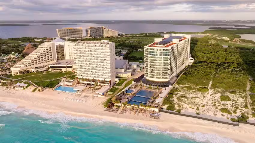 Seadust Cancun Family Resort