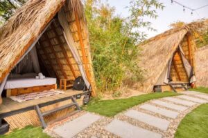 Selina Puerto Escondido