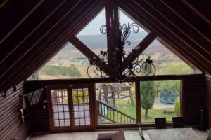 Sierra Diamante, Caba&ntilde;as & Hotel