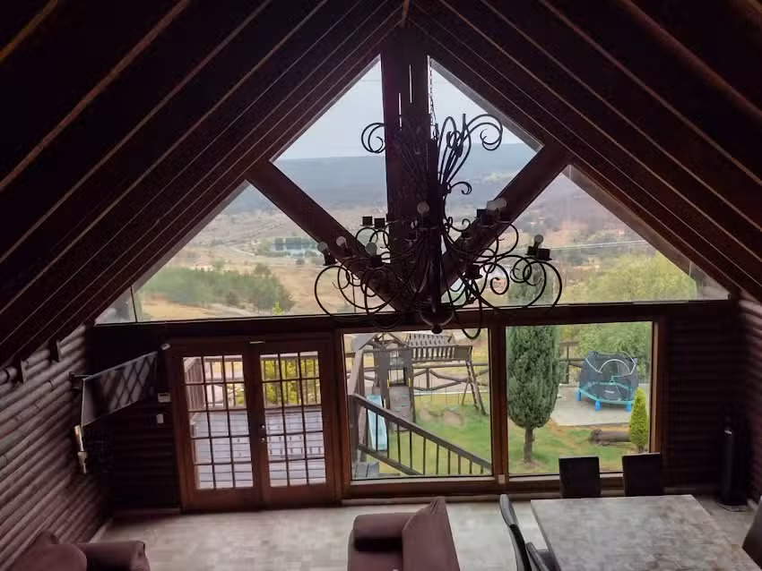 Sierra Diamante, Caba&ntilde;as & Hotel