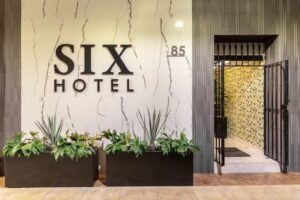 Six Hotel Degollado