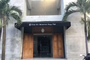 St Martin Hotel