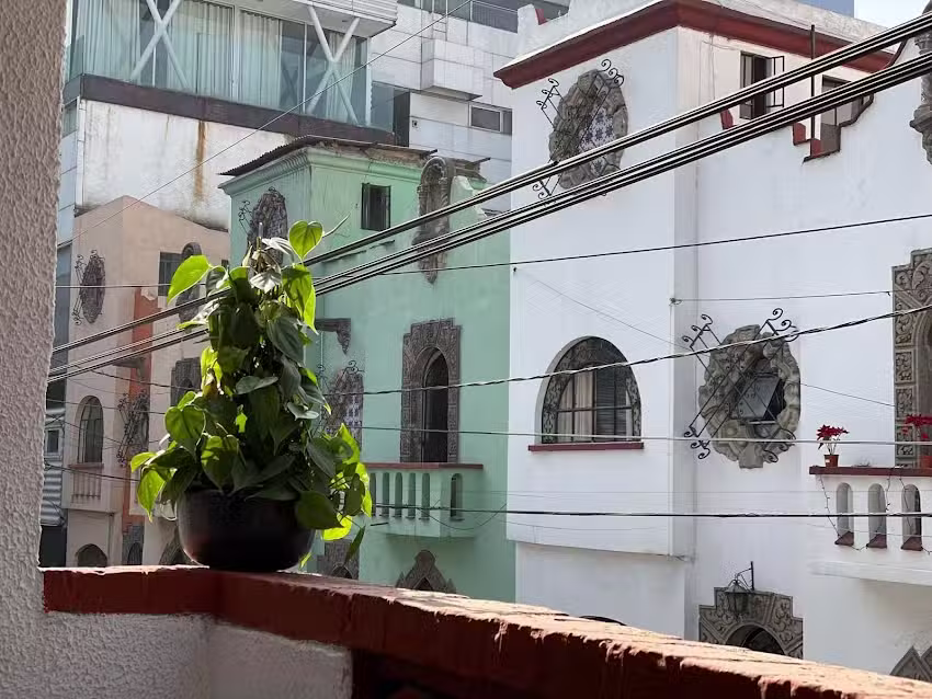 Sunshine House Hostel