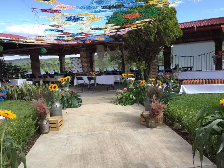 Terraza los S&aacute;nchez