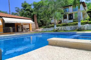 Terraza y caba&ntilde;a campestre