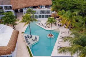 The Beachfront by The Fives &ndash; A la carte All Inclusive &ndash; Adults only