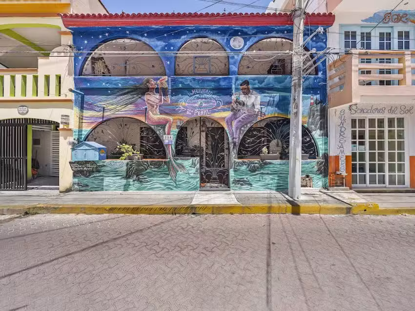 The Mermaid and the Pearl