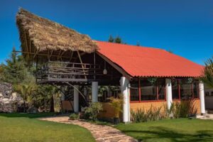 Tierra de Fuegos – Hospedaje por reservación