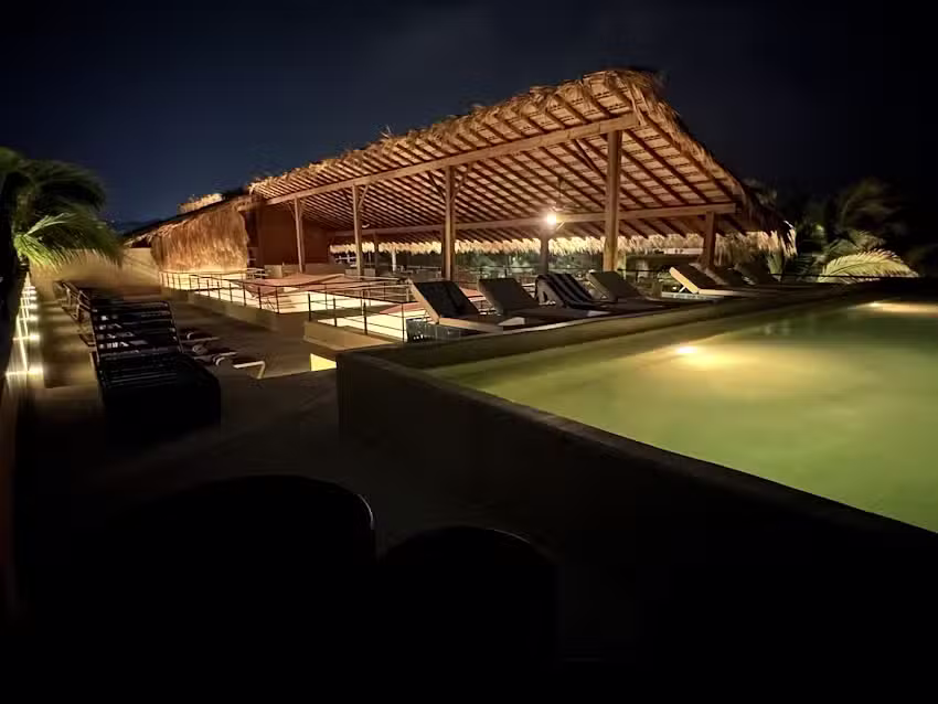 &Ugrave;nico La Punta Hotel Boutique