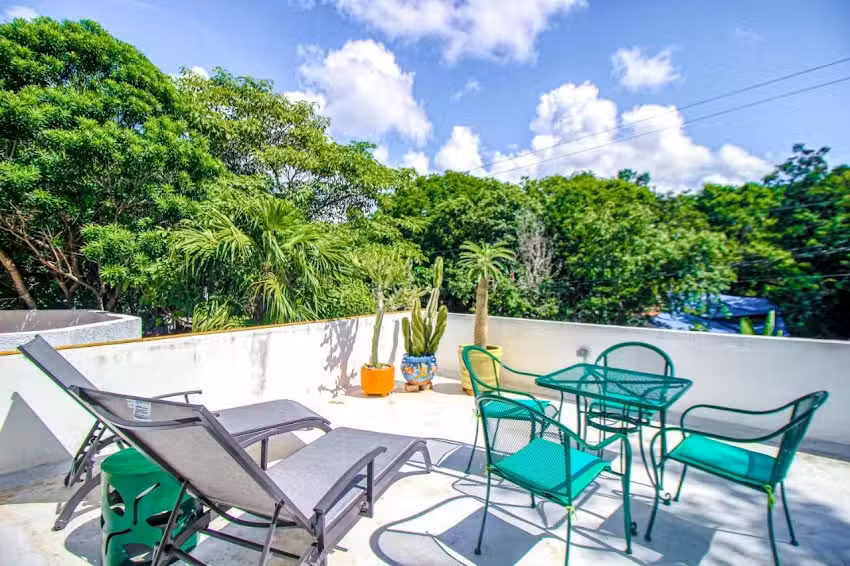 UrbanEden, &ldquo;Another Day In Paradise&rdquo;