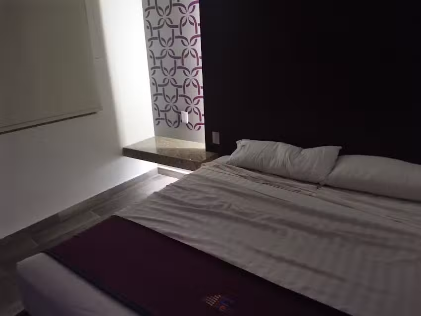 V&iacute;a a La Villa Hotel