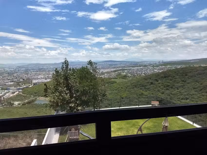 VISTA REAL Residencial & Country Club