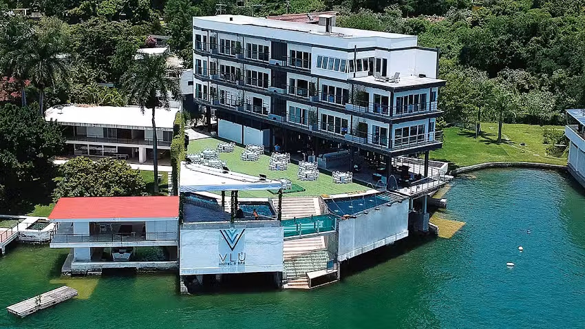 Vl&uacute; Hotel Tequesquitengo