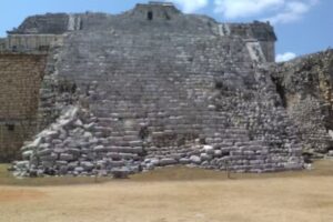 Yaxkin Spa Wellness Center