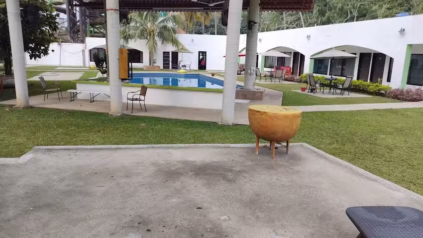 Yolonam Inn