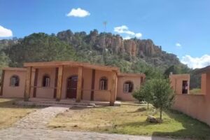 Zona de acampado (caba&ntilde;as) parque nacional sierra de organos